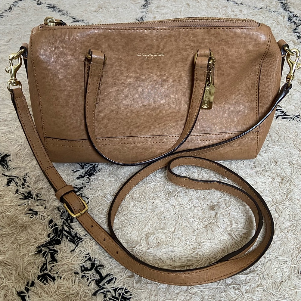 Authentic Coach small bag/crossbody
